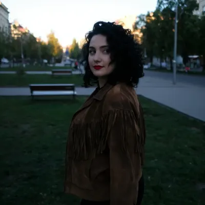 Екатерина, 25